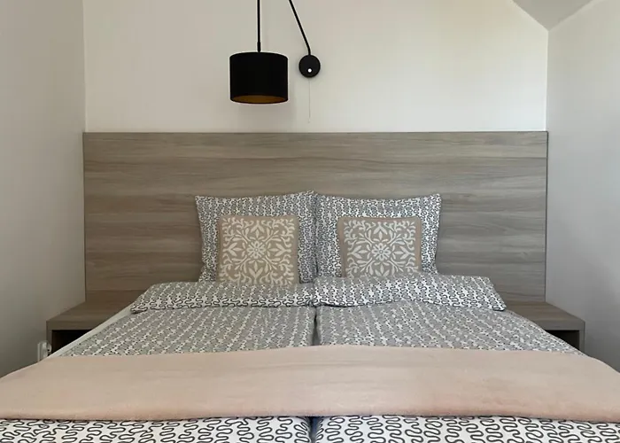 Apatramenty Gaga Debki